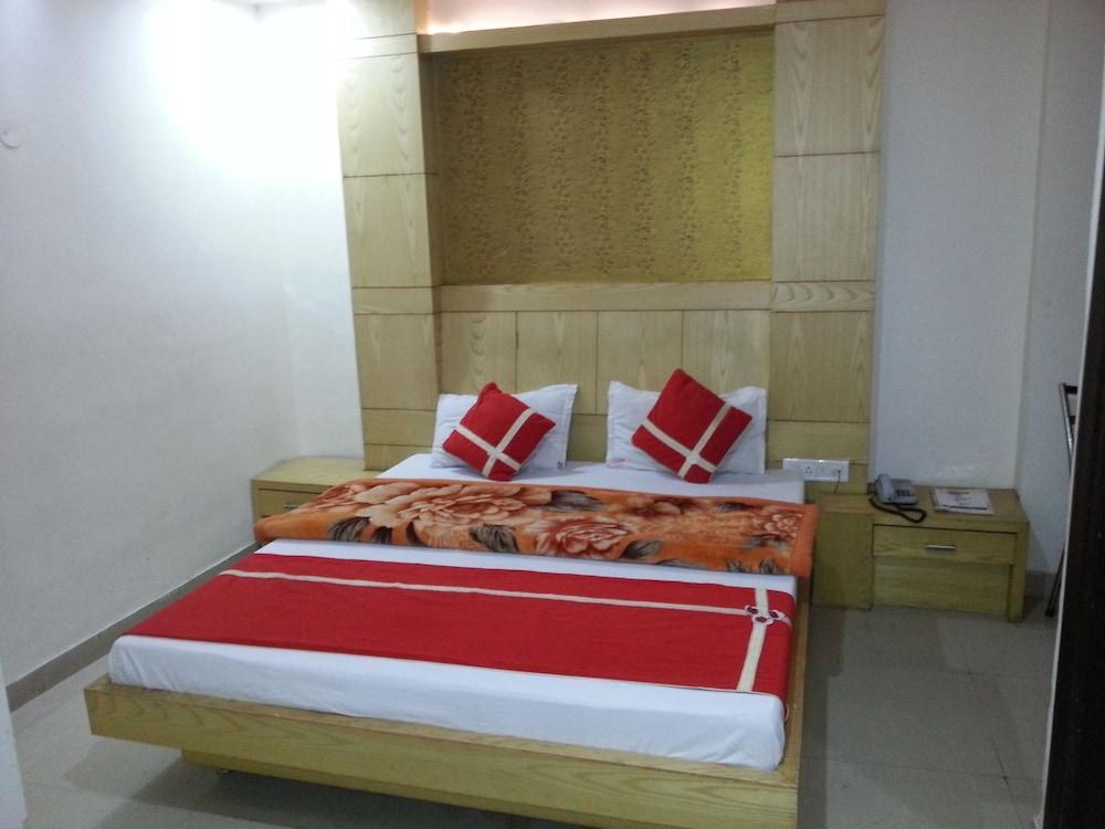 Hotel Klick International